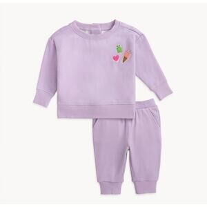 NEW MAGNETIC ME baby's patched fleece sweatsuit in fair orchid